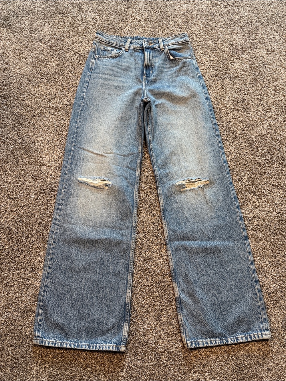NWOT - H&M High-Rise Wide-Leg Distressed Jeans - Light Blue